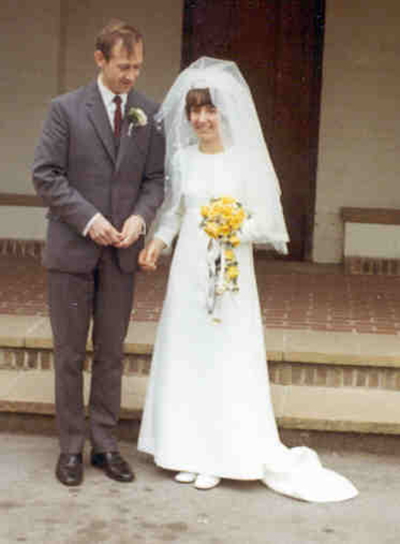 The wedding of Mike and Lorna Claringbold, June 1971